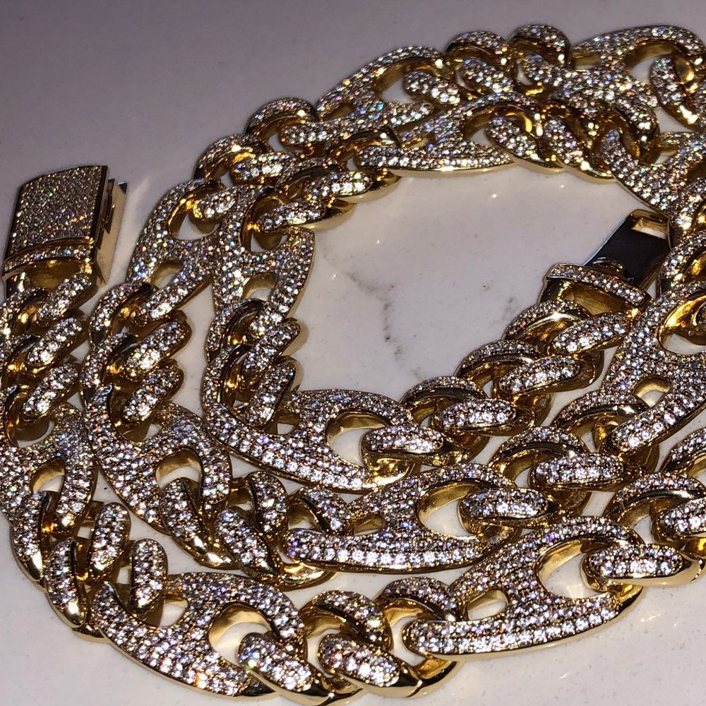 Blinged-out Cuban designer links chain 22"